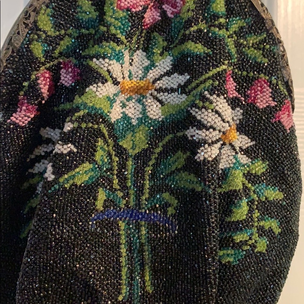 French vintage - Hand beaded flower bag